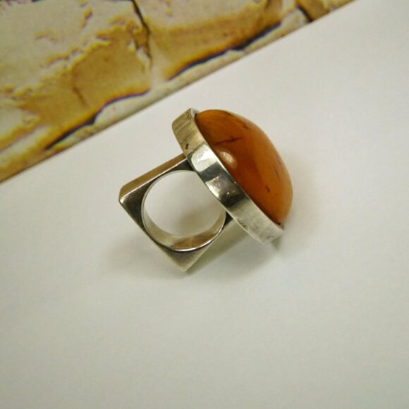 Giant Amber & 925 Silver Heavy Modernist Ring Size 9 - Rare To Find Gift - Picture 6 of 16